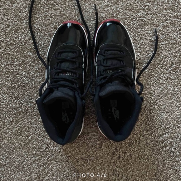 Air Jordan 11 Retro ‘Bred’ 2019 - Picture 5 of 6